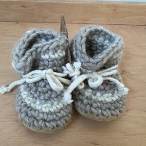 Padraig Cottage Wool Baby Slippers